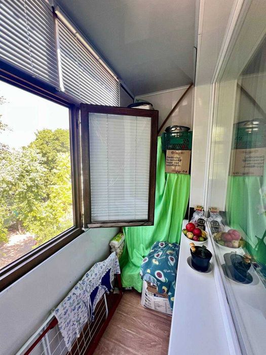 Продам 2х комнатную район "Варуса"