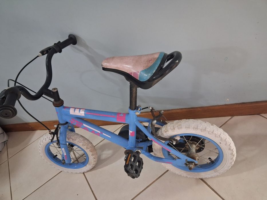 Bicicleta menina
