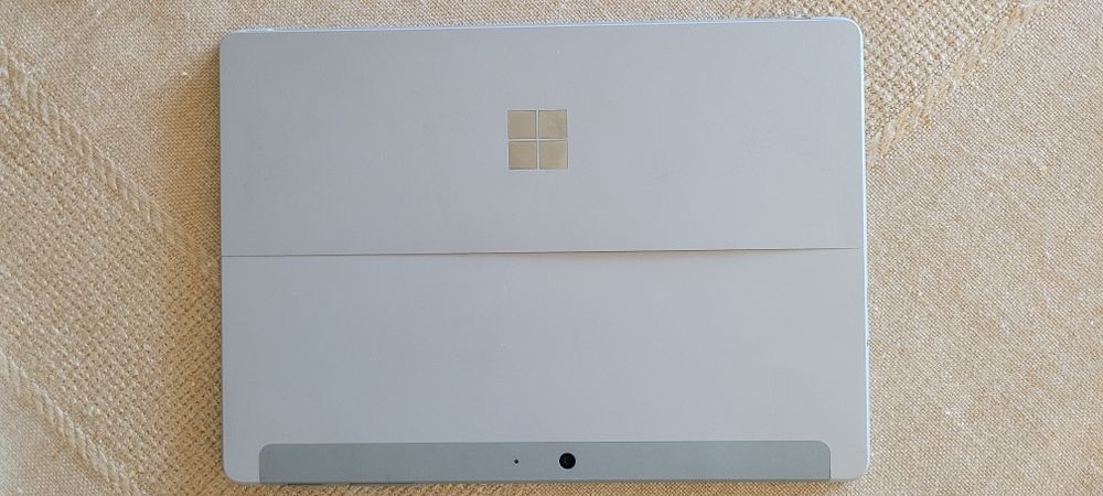 Microsoft Surface Go 3 - 128GB - 8GB