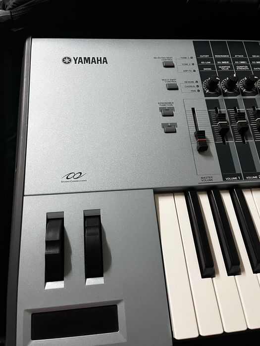 Yamaha Motif XS7