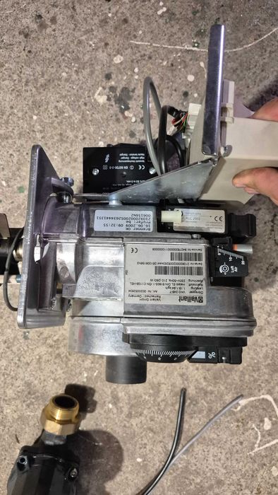 Palnik olejowy Vaillant VKO 248-7 (icoVIT exclusiv) – sprawny, z demontażu
