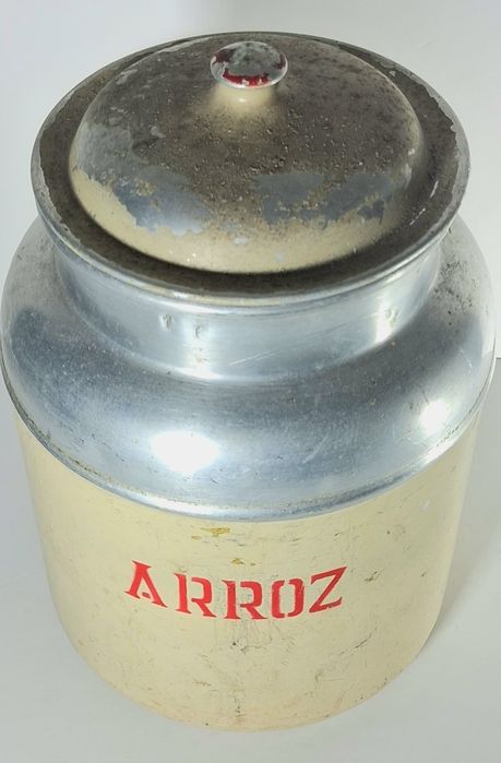 Frasco antigo de alumínio