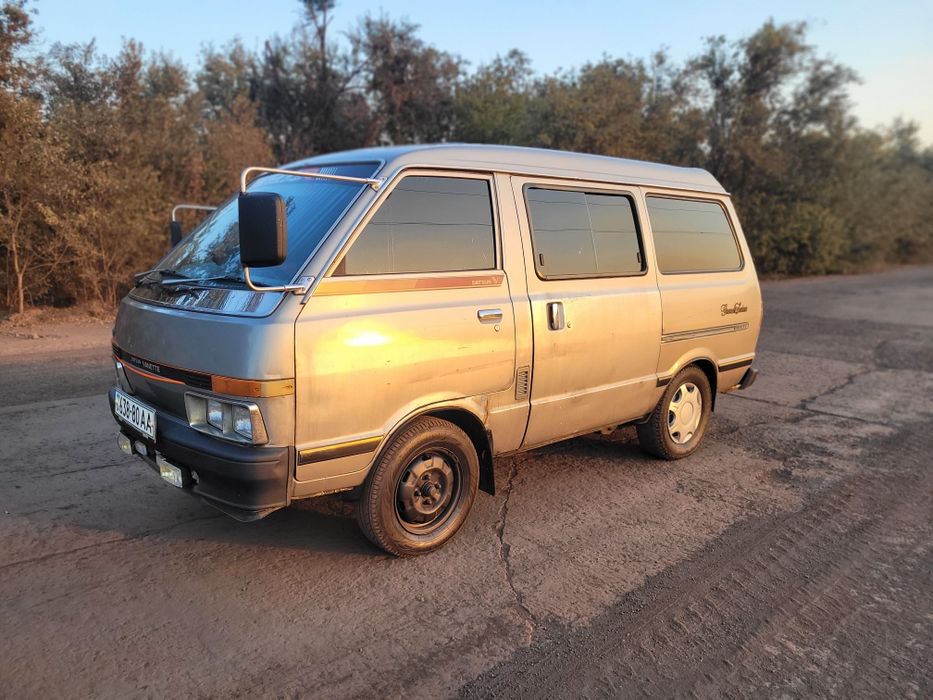 Nissan vanette 2.0 бензин механіка рама рисори