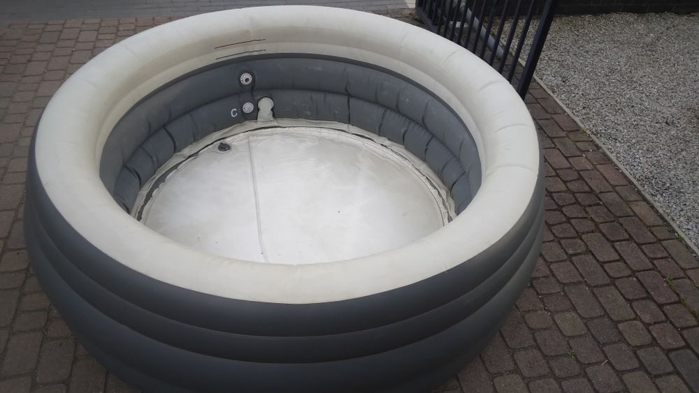 Basen jacuzzi INTEX  niecka do jacuzzi Intex Pokrywa do jacuzzi Intex PureSpa