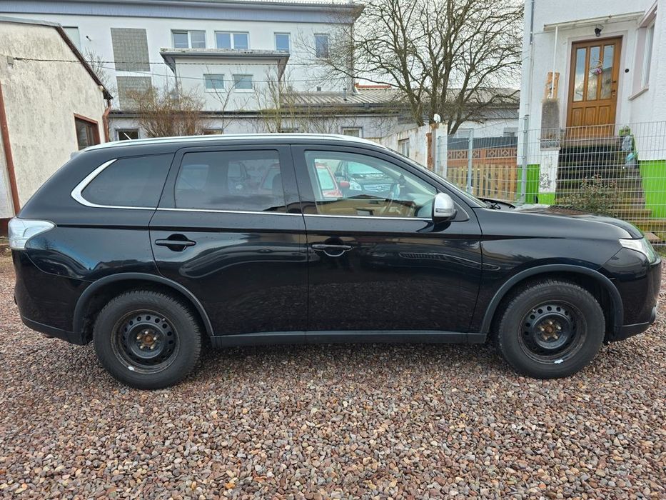 Бампер Mitsubishi Outlander 2015- разборка аутлендер запчастини