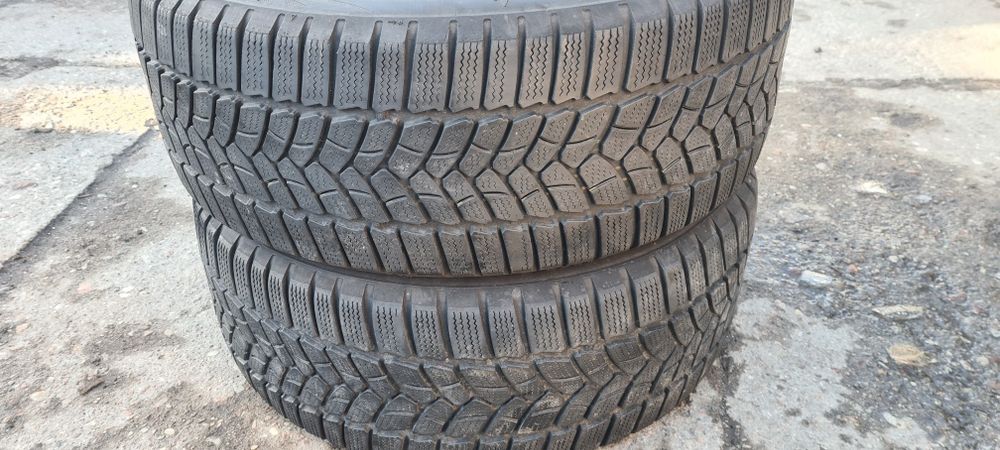 Opony 215/55R17 98V Firestone Winterhawk 3 6mm DOT 3717
