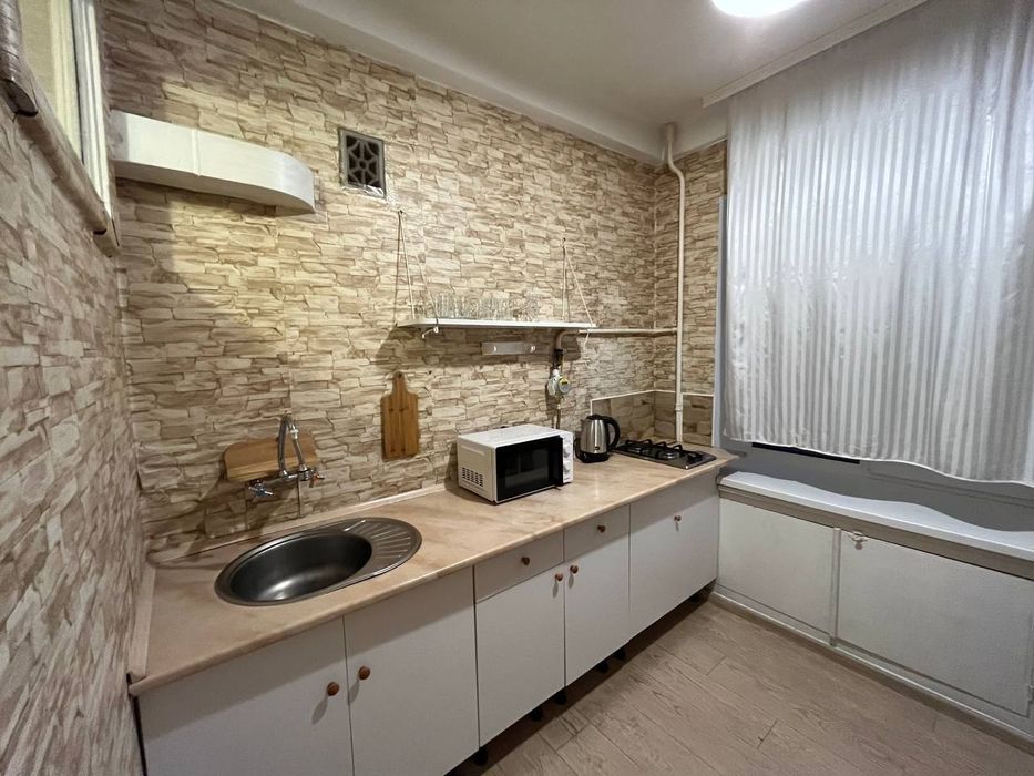 2к квартира Велика Васильківська 118, Палац Україна