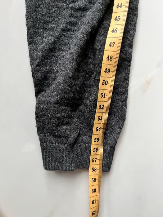 Szara bluzka z dlugim rekawem