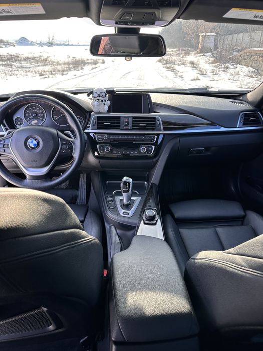 Продам BMW 330e гібрид 1 власник в Україні