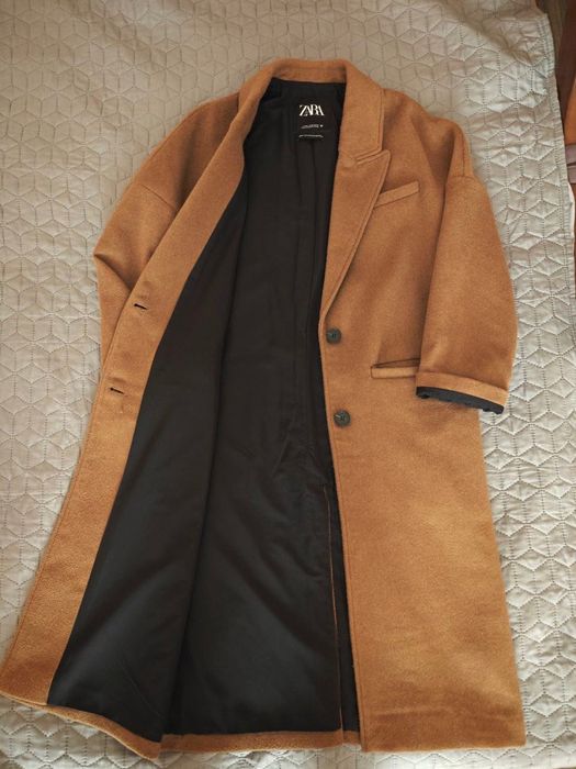 Пальто Zara в розмірі xs