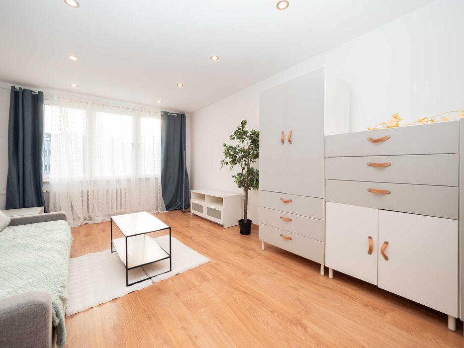 2 pok. + kuchnia | Lublańska | od 1.02 | PL/ENG