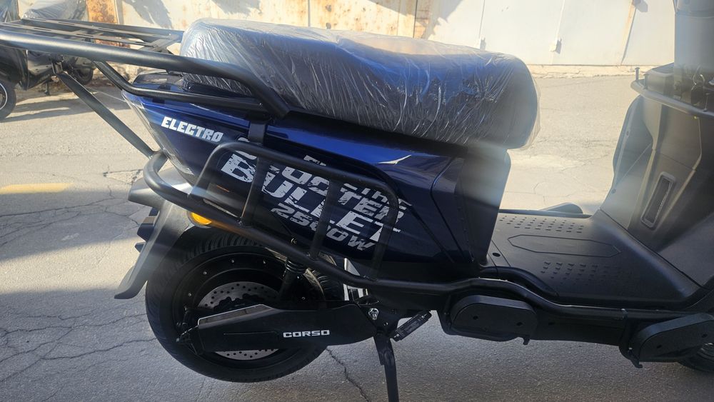 Електричний мопед Corso Bullet 2500W 72V40Ah72V/4