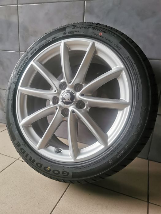 Opony zimowe 225/45R17 Skoda Octavia Karoq VW Golf Passat Audi Świdnik