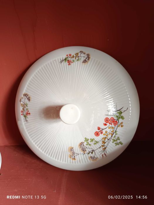 Conjunto loiça de mesa - prato e terrina