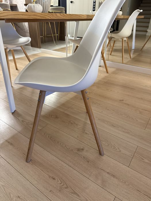 Stół fornirowany dąb + 8 krzeseł brw black red white