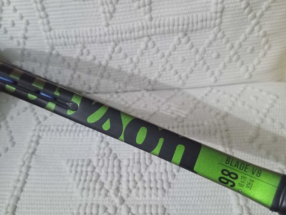 RAQUETES WILSON BLADE'98 V8 16x19  305g  grip 2 4¼