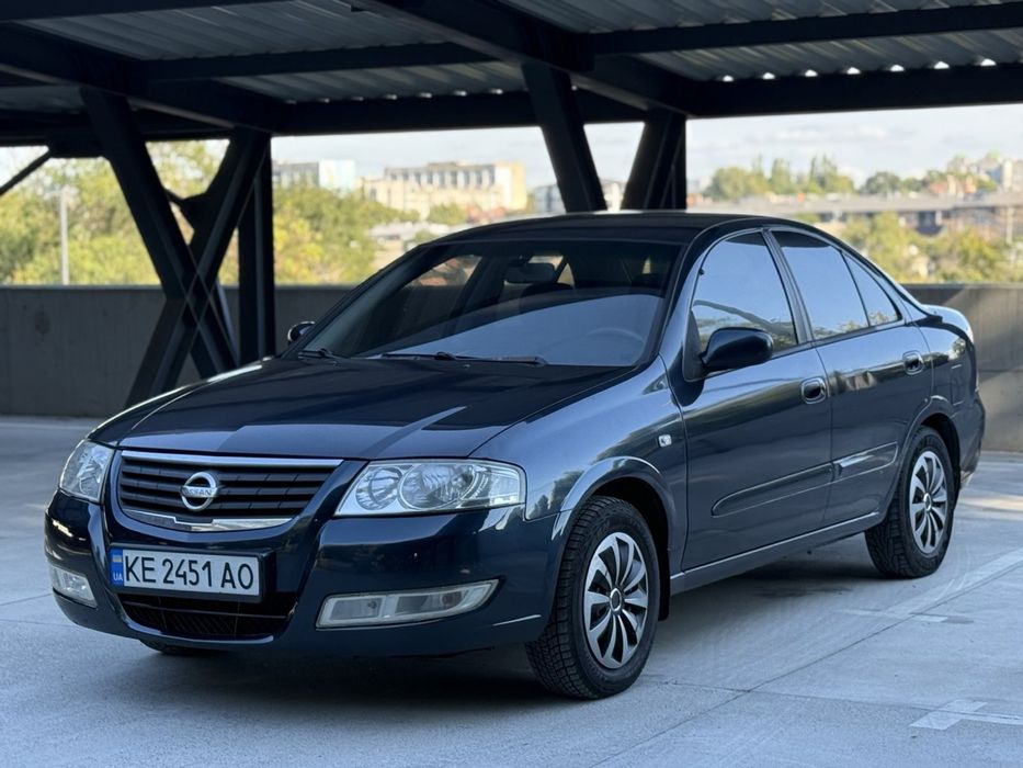 Nissan    almera