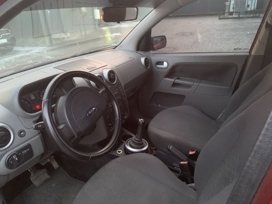 Ford Fusion 2003 рік