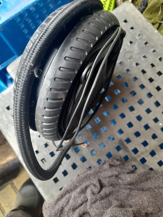 Автомобільний компресор під ремонт або на запчастини