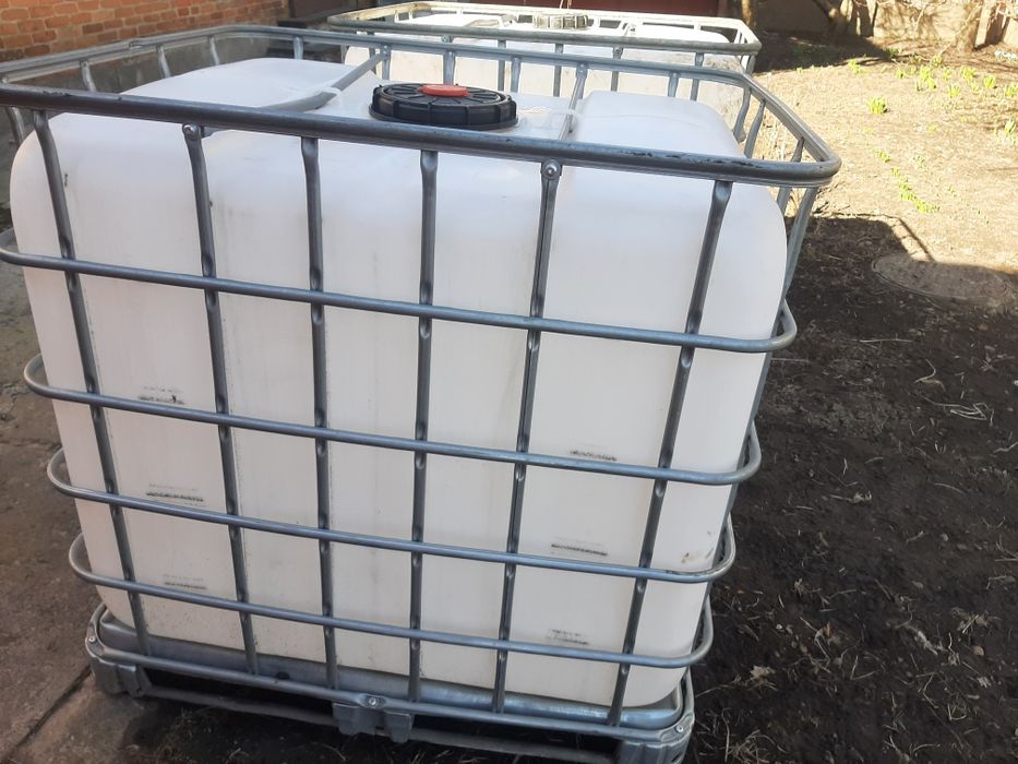 Продам єврокуби в ідеальному стані, під воду