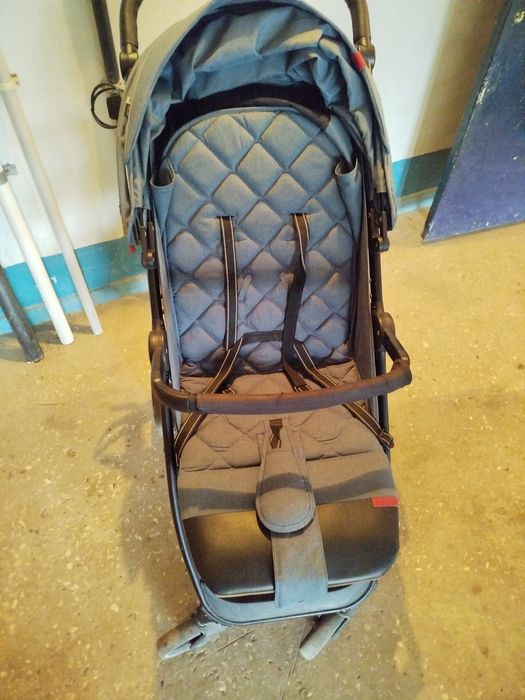 Дитячий візочок Carrello Bravo