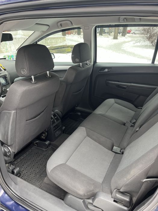Продам Opel Zafira