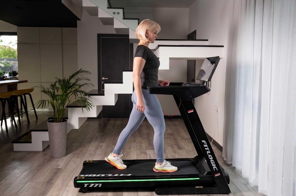 Бігова доріжка Беговая дорожка Fitlogic T771. Безкоштовна доставка!