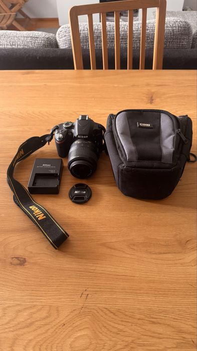 Vendo ou troco camera Nikon D3200 + lente 18-55mm