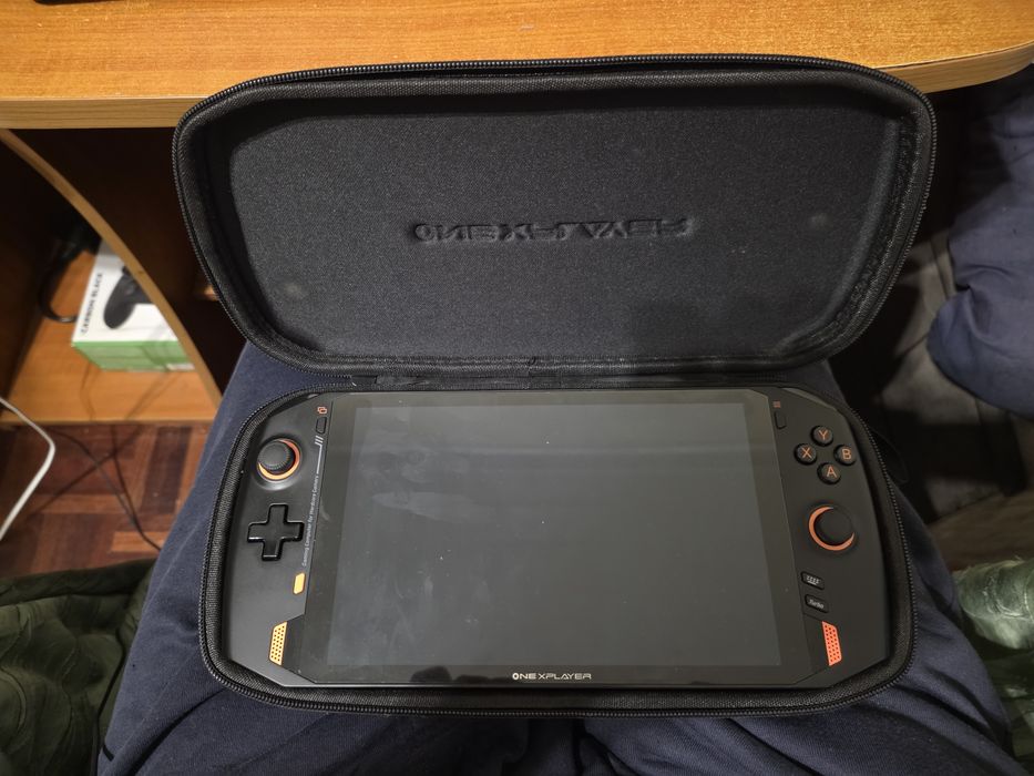 Onexplayer 1S handheld