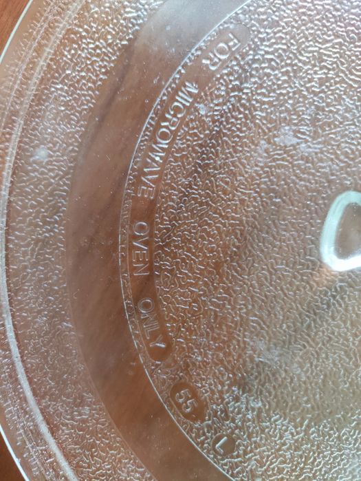 Prato para microondas e arco giratório