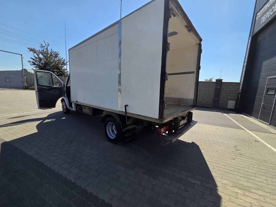 Продається надійний Mercedes-Benz Sprinter(Автомат) 2005 року