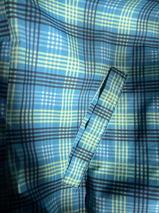 Куртка вітровка двостороння з капюшоном в клітинку