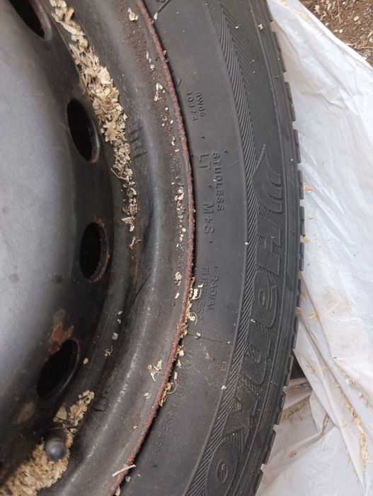 Зимня резина 215/65 R16C