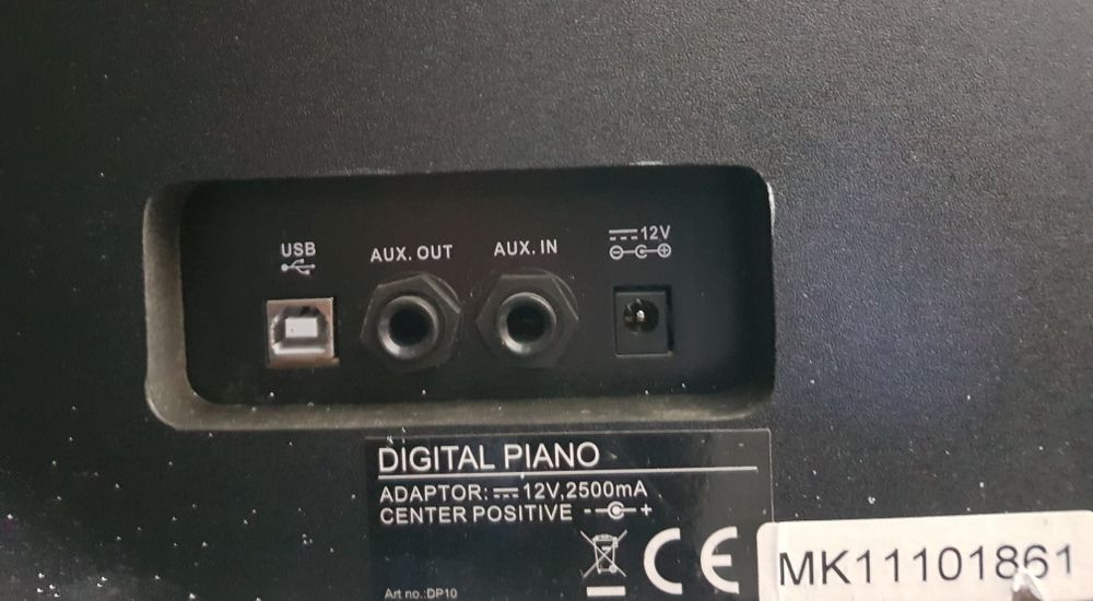 Цифрове піаніно/цифровое пианино  Digital Piano DP-40 б/у з Німеччини