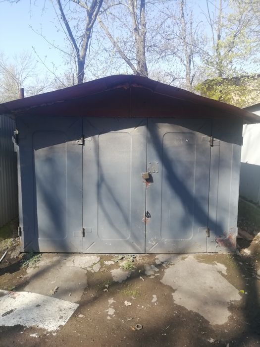 Продам гараж на а/с №33