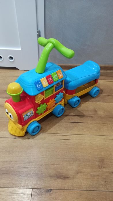 Pociąg jeździk pchacz