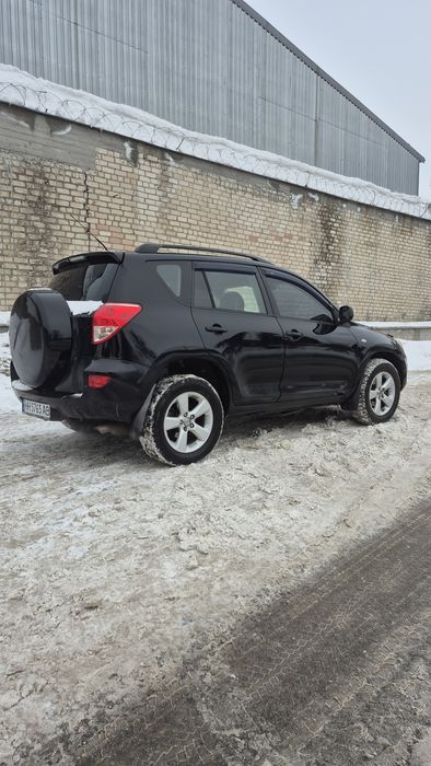 Продам Тоету Рав4 в хорошем состоянии