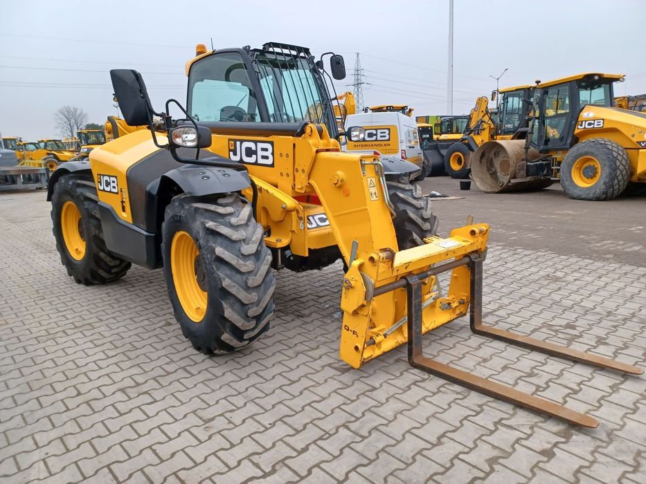 Ładowarka teleskopowa JCB 535-95