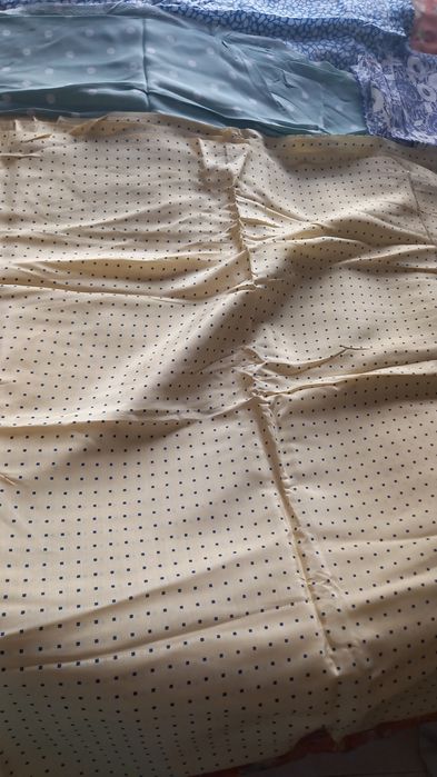 Vendo tecidos avulsos para desocupação de casa, entrego em mãos.