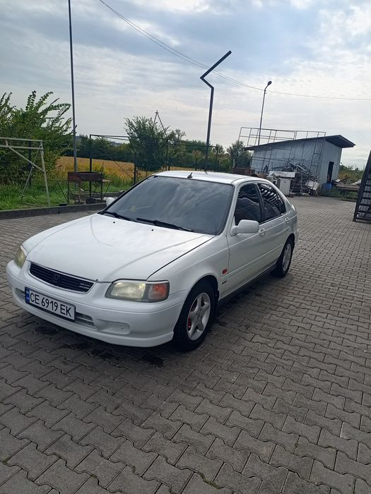 Продам хонду сівік 2000без торгу