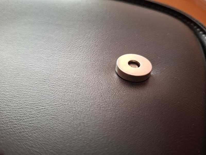 Жіноча сумка з двома ремінцями