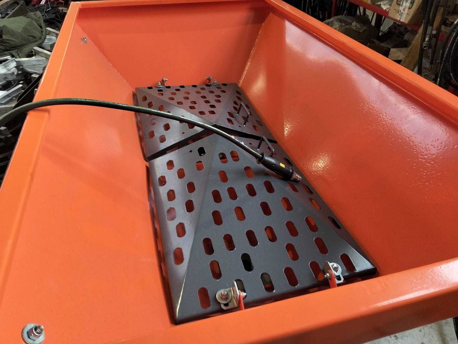 Rozsiewacz dwutalerzowy 400l Demarol