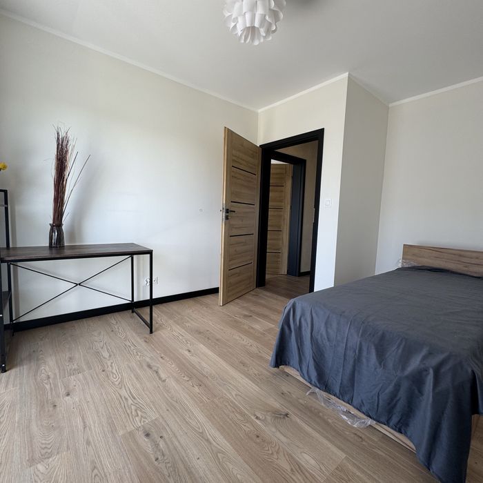 Mieszkanie 5 pokoi / bez czynszu/ bez prowizji