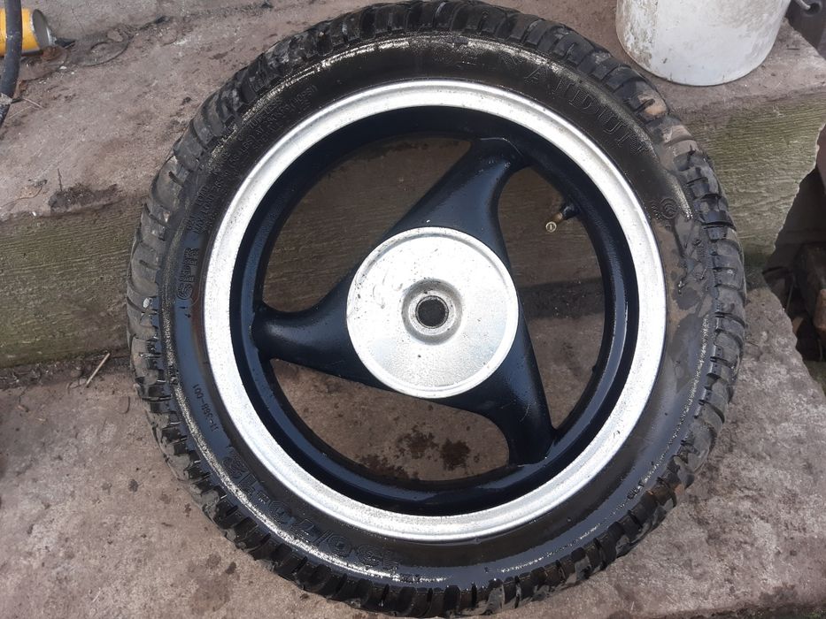 Колеса скутера 120/70-12   130/70-12