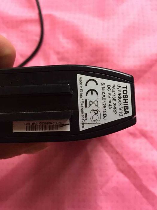 Stacja dokująca USB DVI Toshiba Dynadock V10 transmiter rozdzielnik
