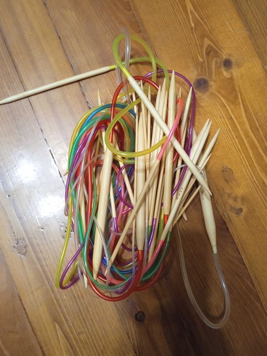 Набор круговых спиц бамбуковых для вязания