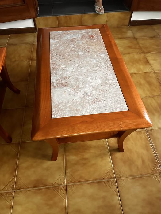 Mesa de sala em oriomo estado