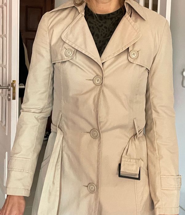 Casaco gabardine marca Sisley