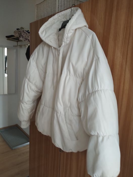 Kurtka damska H&M bialo-kremowa