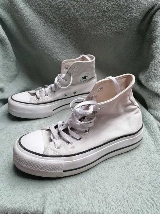 Converse Chuck Taylor All Star – białe trampki wysokie, rozmiar 35
